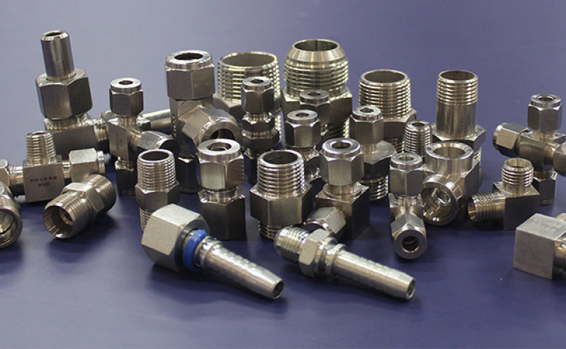 معدات العمليات وأنظمة الأنابيب